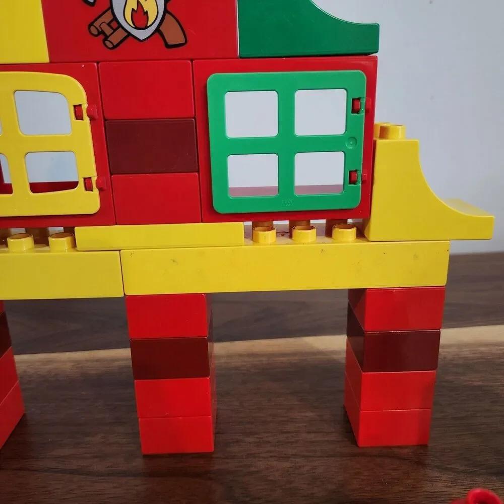 Lego Duplo My First Fire Station Set 6138 Firefighters Dalmatian Incomplete